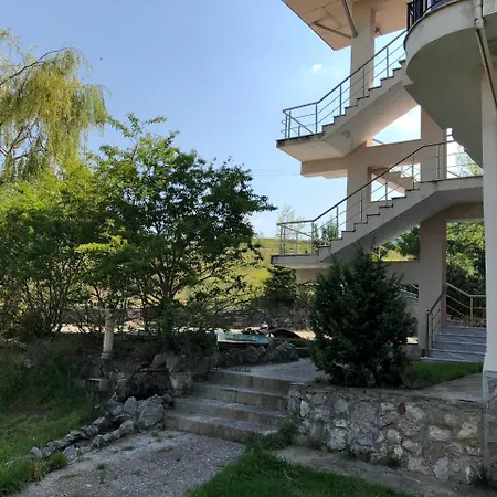 Hotel Krispal *