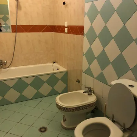 Krispal Hotel Korce